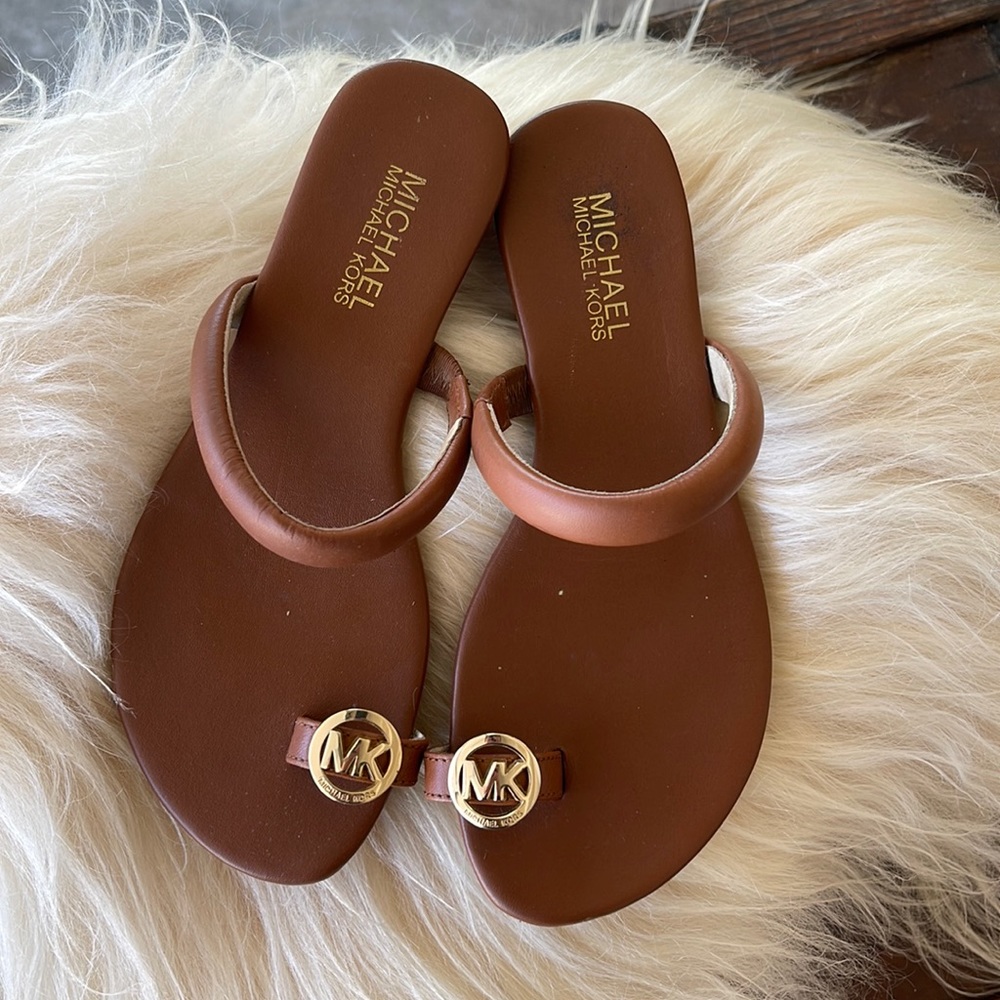 Michael Kors toe sandals